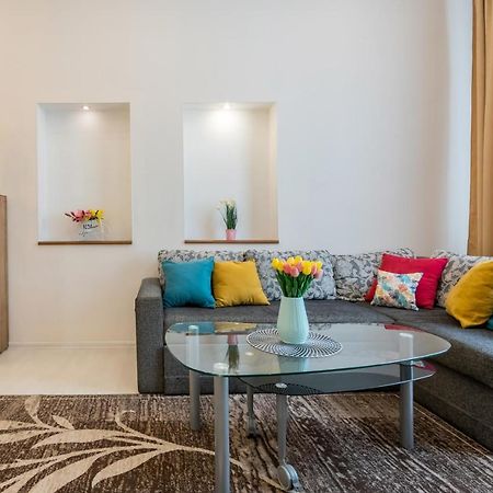 2К Квартира Між Майданом Та Софією Київською Apartment Luaran gambar