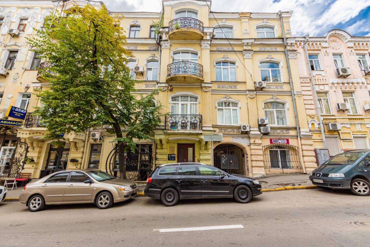 2К Квартира Між Майданом Та Софією Київською Apartment Luaran gambar