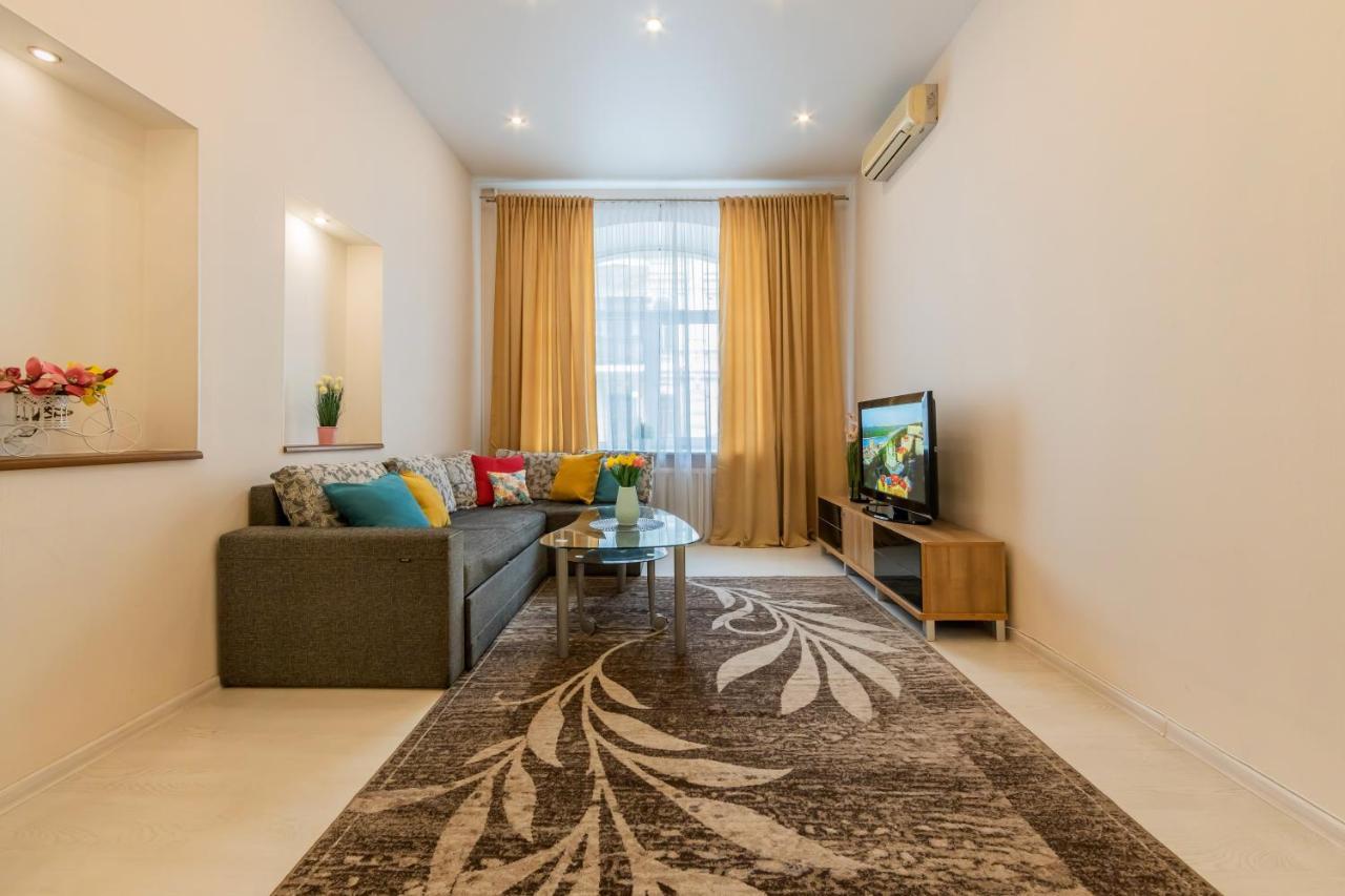2К Квартира Між Майданом Та Софією Київською Apartment Luaran gambar