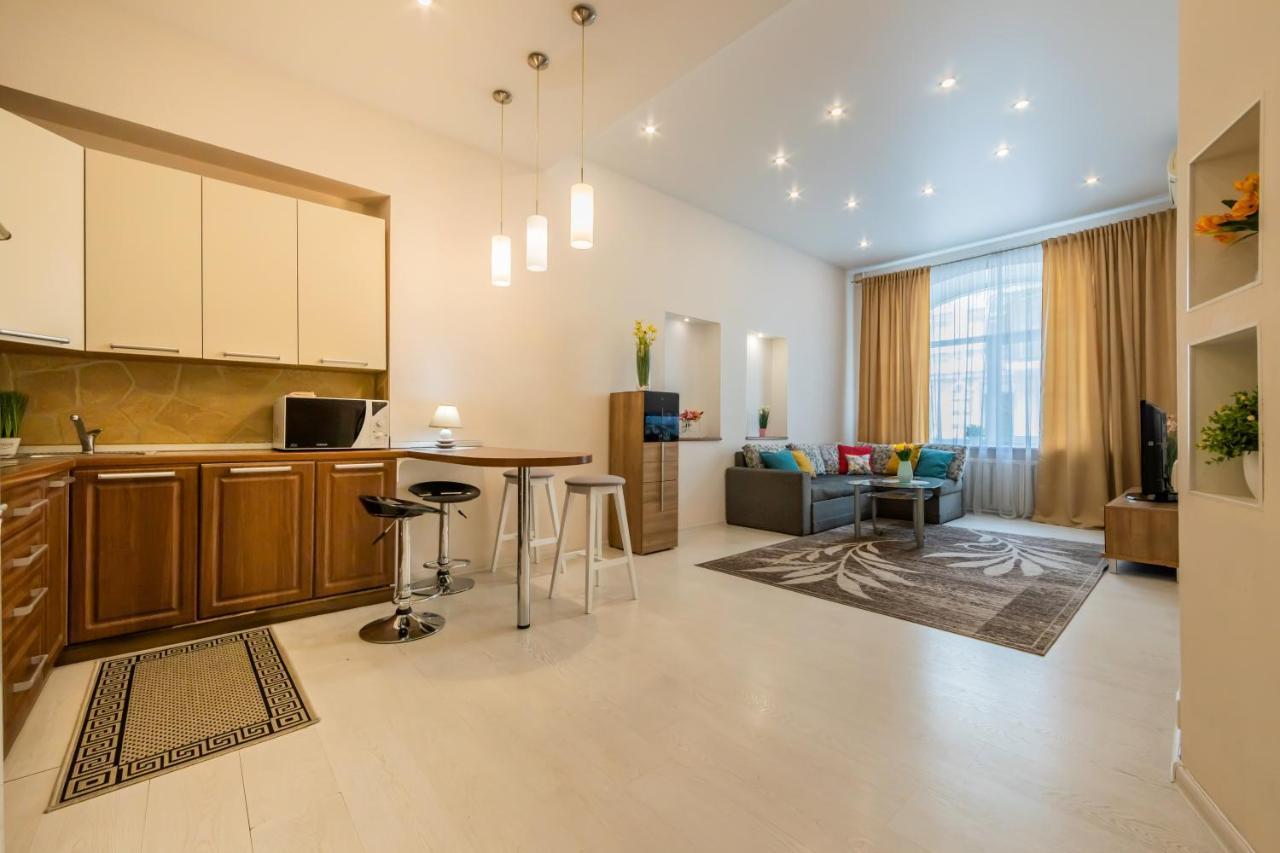 2К Квартира Між Майданом Та Софією Київською Apartment Luaran gambar