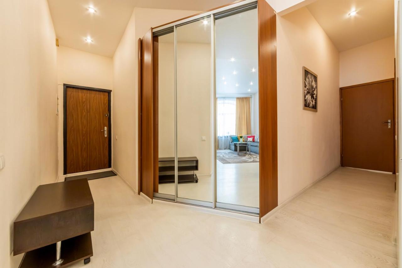 2К Квартира Між Майданом Та Софією Київською Apartment Luaran gambar