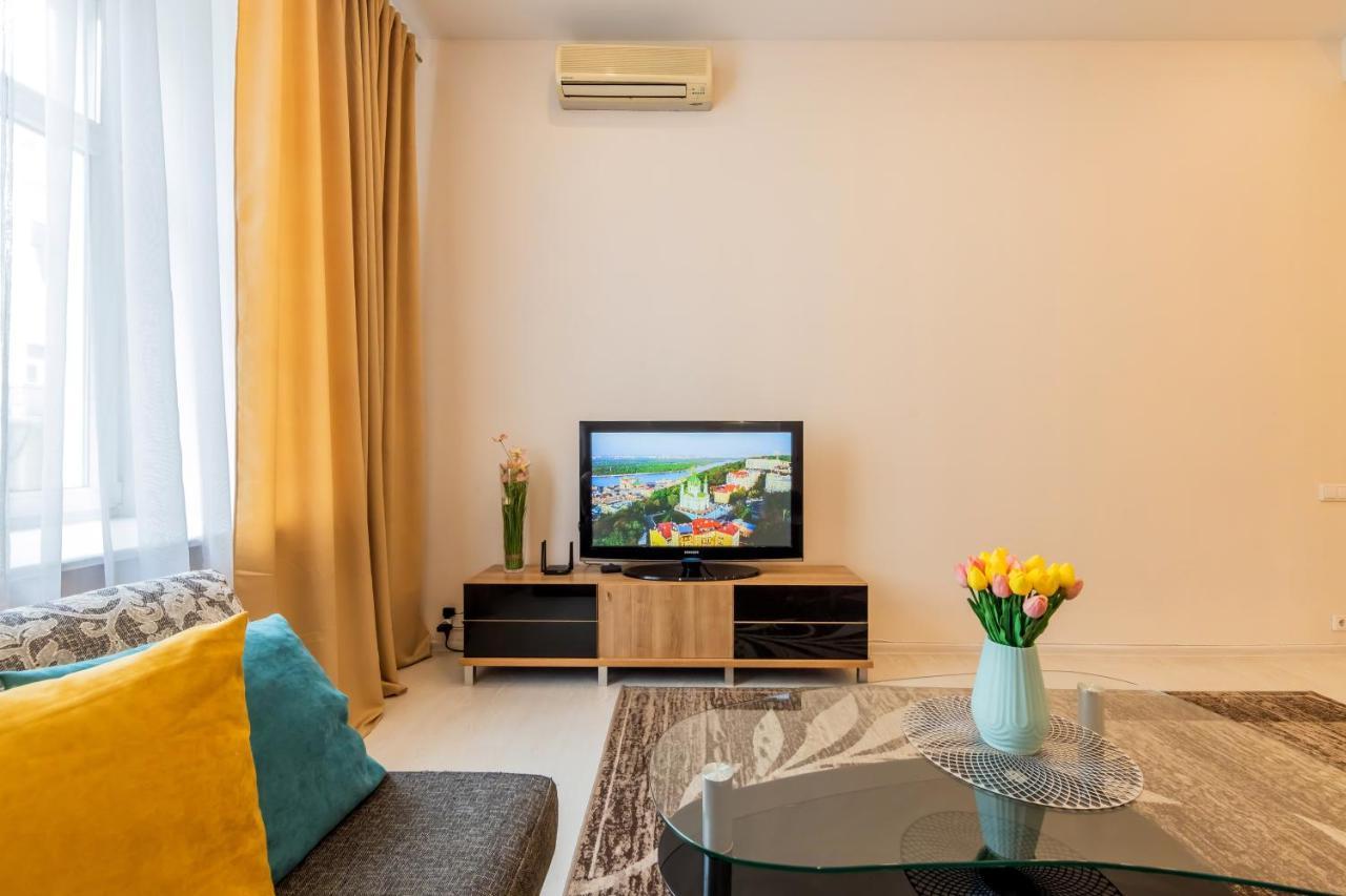 2К Квартира Між Майданом Та Софією Київською Apartment Luaran gambar