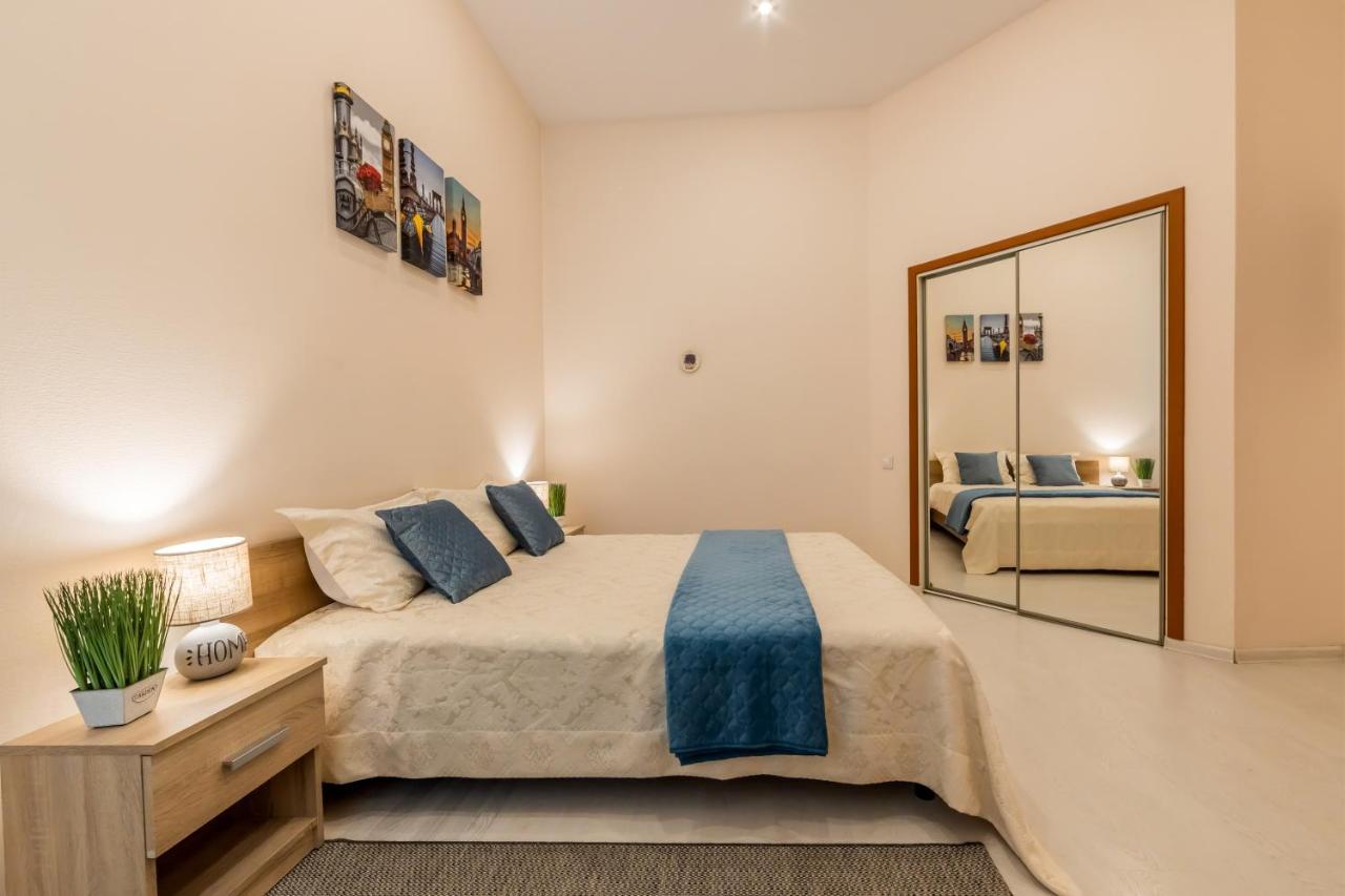 2К Квартира Між Майданом Та Софією Київською Apartment Luaran gambar