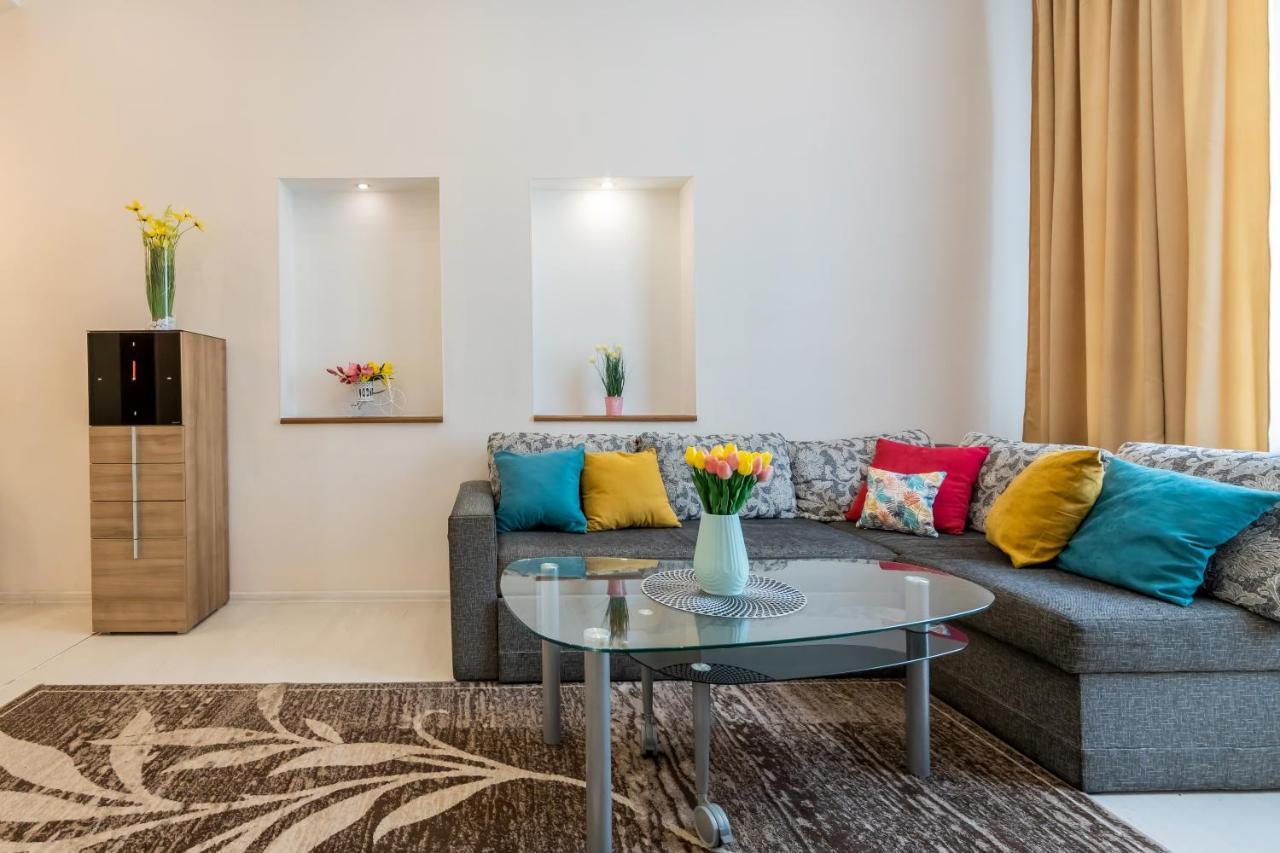 2К Квартира Між Майданом Та Софією Київською Apartment Luaran gambar
